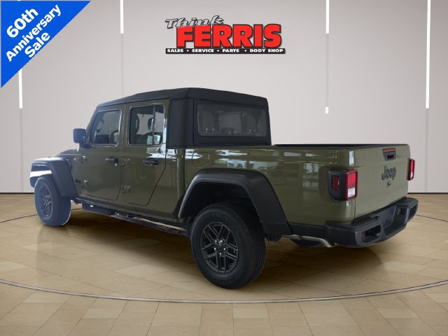 Used 2026 Jeep Gladiator Sport AWD/4WD image 3