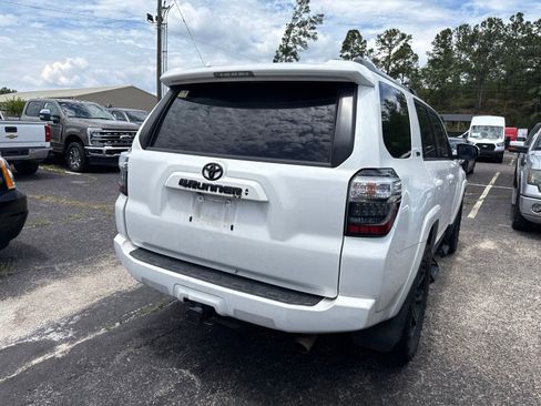 Used 2023 Toyota 4Runner SR5 Premium w/ Moonroof Package RWD image 7