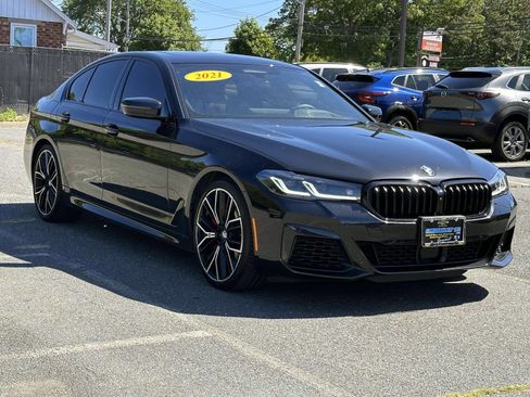 Used 2021 BMW M550i xDrive w/ Dynamic Handling Package AWD/4WD image 5