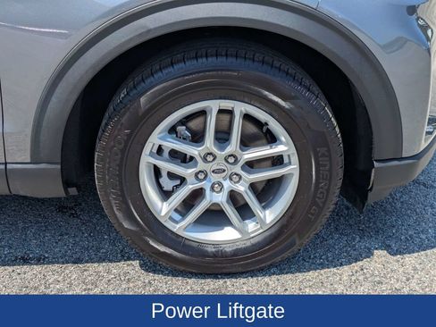 Certified 2025 Ford Explorer Active w/ Active Comfort Package RWD image 11