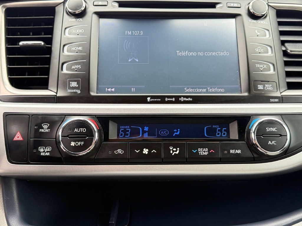Used 2019 Toyota Highlander Limited AWD/4WD image 16