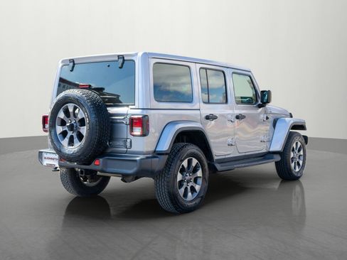 Used 2019 Jeep Wrangler Unlimited Sahara w/ Dual Top Group image 7