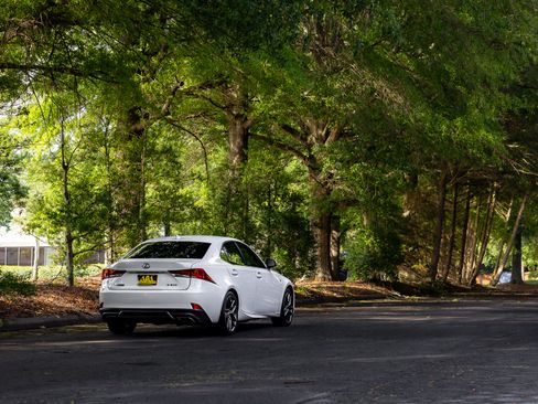 Used 2018 Lexus IS 300 F Sport w/ F Sport Package RWD image 40