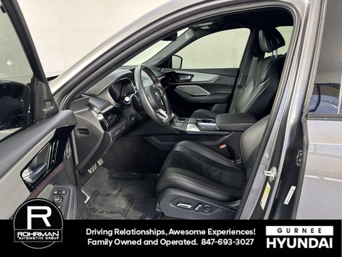 Used 2023 Acura MDX A-Spec image 4