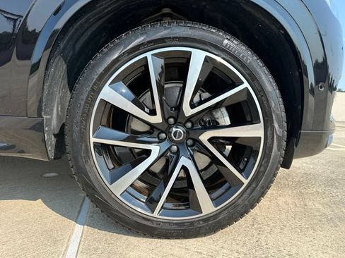 Certified 2023 Volvo XC90 B6 Plus w/ Protection Package Premier AWD/4WD image 11