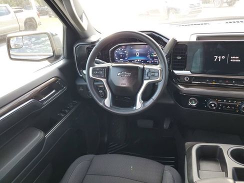 Used 2024 Chevrolet Silverado 1500 RST image 13