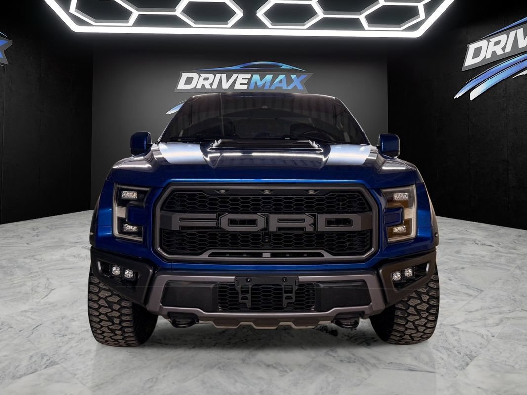 Used 2018 Ford F150 Raptor w/ Equipment Group 802A Luxury AWD/4WD image 2