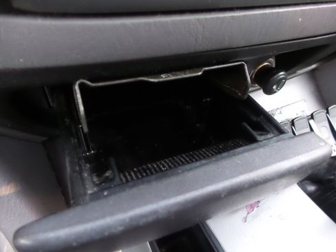 Used 2003 Toyota Land Cruiser image 65