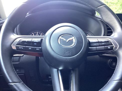 Used 2025 MAZDA MAZDA3 s FWD image 9
