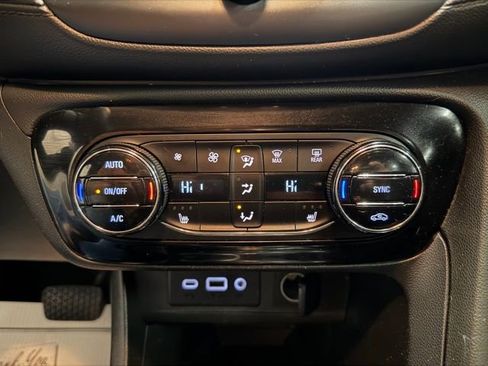 Used 2021 Buick Encore GX Select w/ Sport Touring Package image 40