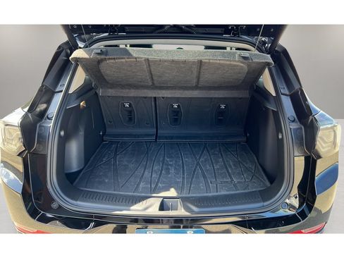 Certified 2025 Buick Encore GX Avenir w/ Avenir Technology Package AWD/4WD image 30