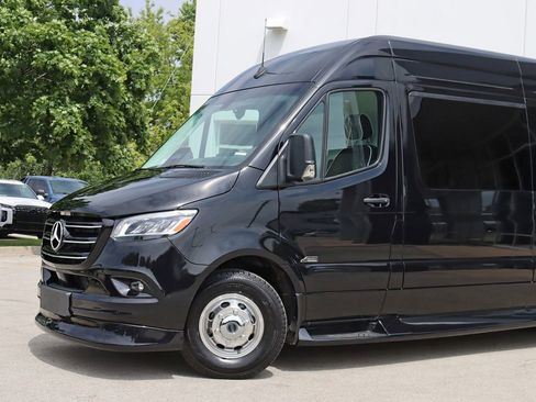 Used 2026 Mercedes-Benz Sprinter 3500 image 5