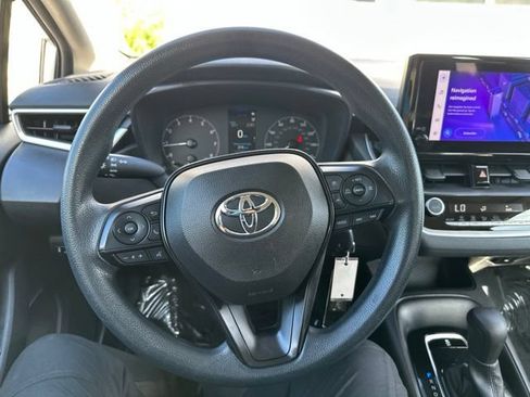 Used 2024 Toyota Corolla LE FWD image 22