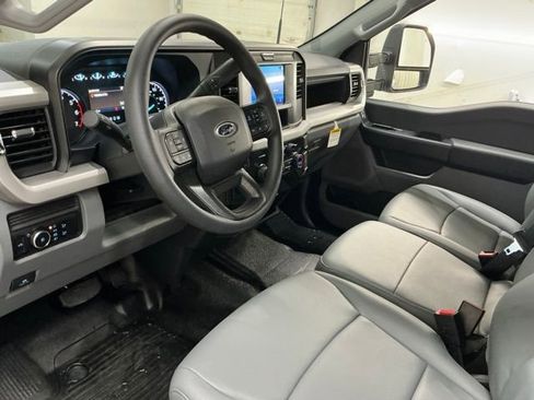 New 2026 Ford F250 XL w/ XL Chrome Package AWD/4WD image 15