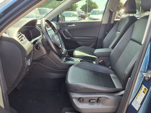 Used 2019 Volkswagen Tiguan S FWD image 17