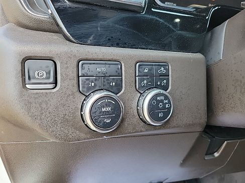 Used 2025 GMC Sierra 1500 SLT image 24