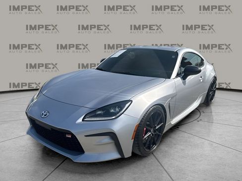 Used 2025 Toyota GR86 w/ Performance Package RWD image 1