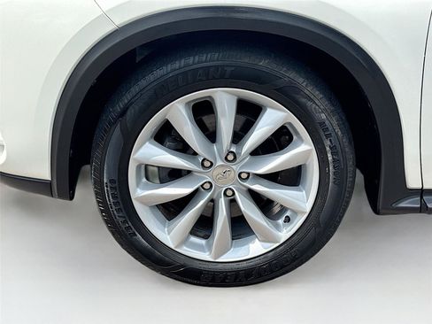 Used 2019 INFINITI QX50 Luxe AWD/4WD image 31