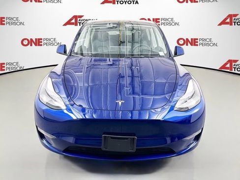 Used 2023 Tesla Model Y Long Range image 2