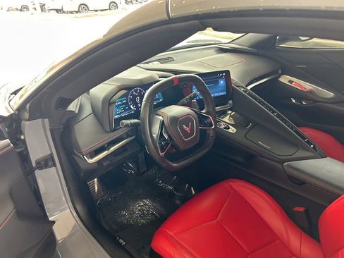 Used 2025 Chevrolet Corvette Stingray Convertible w/ Z51 Performance Package image 6