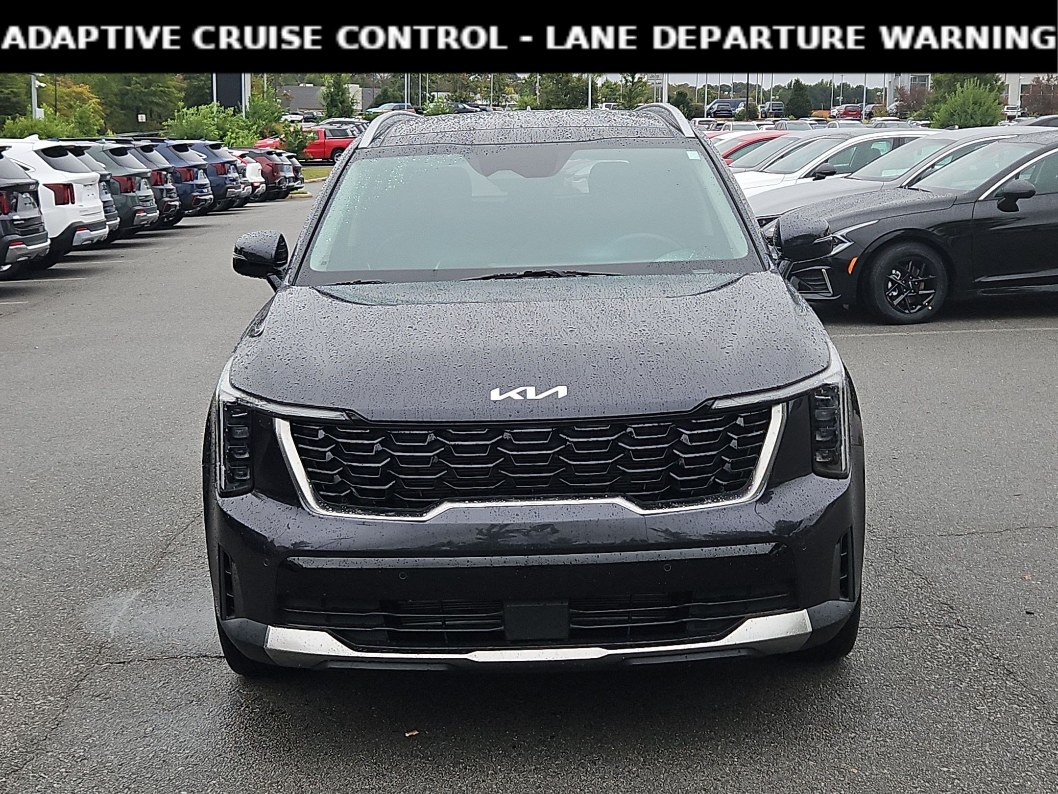 Used 2025 Kia Sorento S w/ Panoramic Sunroof Package FWD image 2