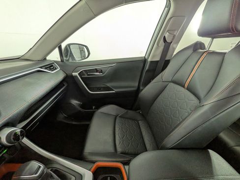 Used 2024 Toyota RAV4 Adventure image 28