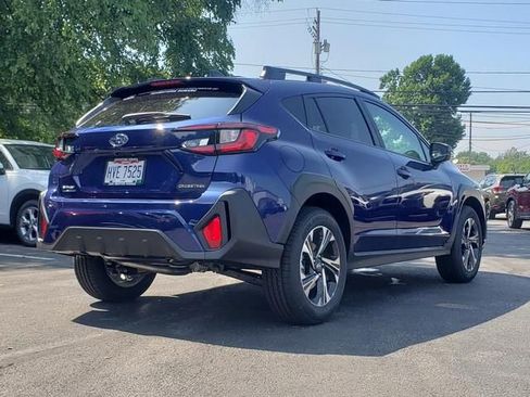 Used 2025 Subaru Crosstrek 2.0i Premium image 3