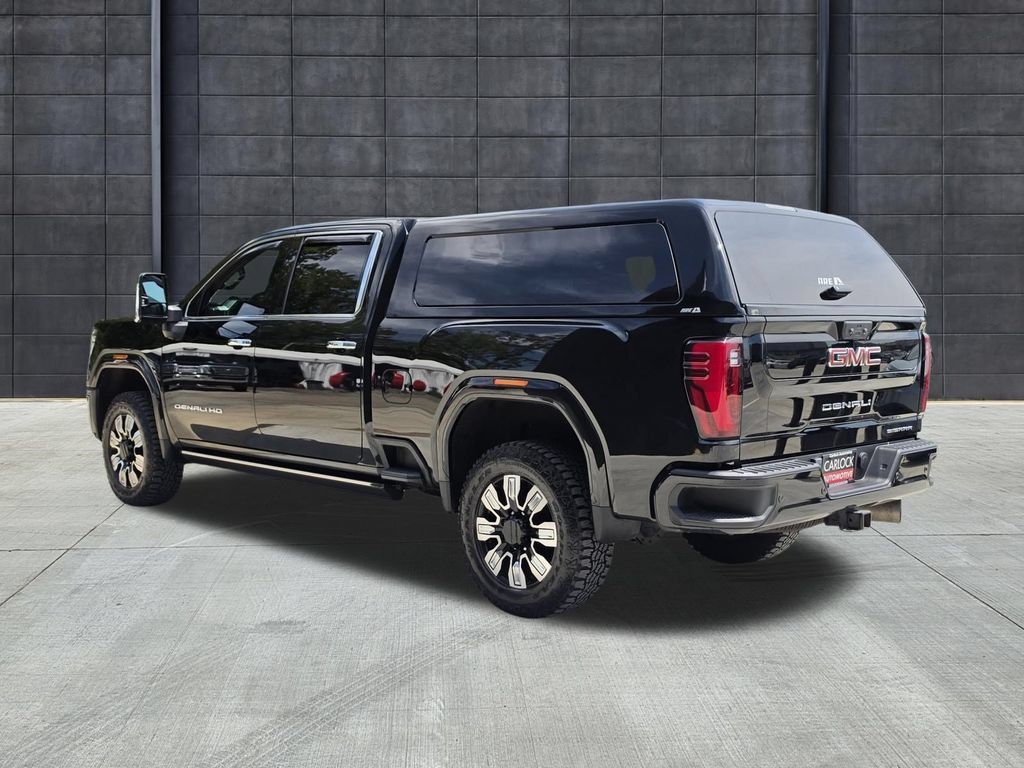 Used 2024 GMC Sierra 2500 Denali w/ Denali Reserve Package AWD/4WD image 6