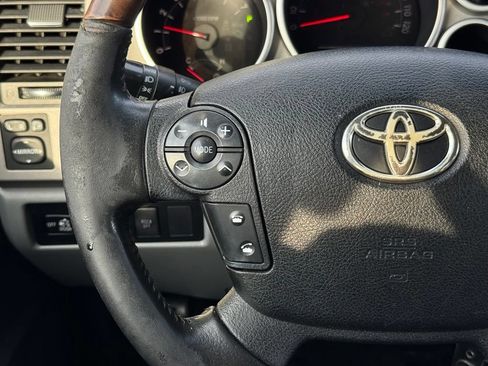 Used 2013 Toyota Tundra Platinum AWD/4WD image 25