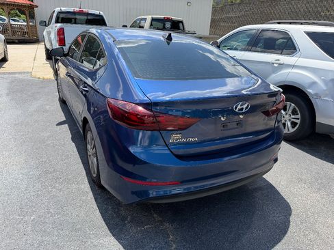 Used 2018 Hyundai Elantra SEL FWD image 2