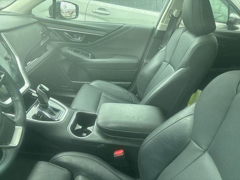 Used 2023 Subaru Outback Limited image 5