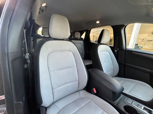 Used 2023 Ford Escape Active FWD image 27