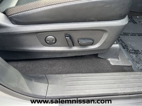 Certified 2023 Nissan Pathfinder SL w/ SL Premium Package AWD/4WD image 27