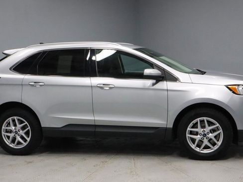 Certified 2022 Ford Edge SEL w/ Convenience Package image 11