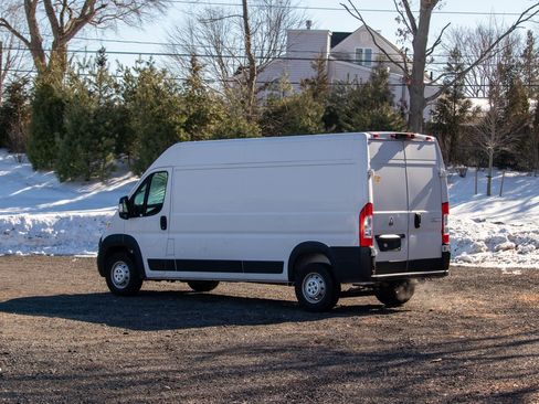 Used 2023 RAM ProMaster 2500 image 5
