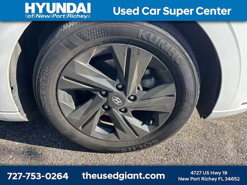 Used 2023 Hyundai Elantra Blue w/ Cargo Package image 6