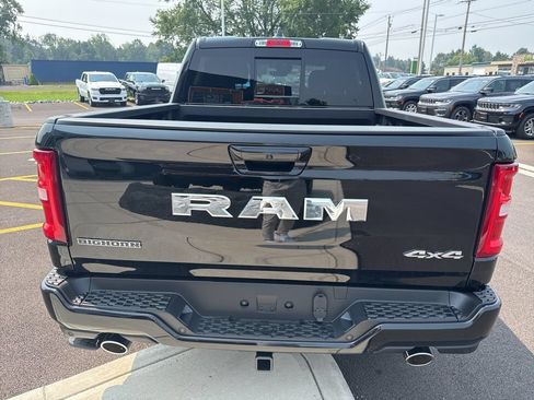New 2026 RAM 1500 Big Horn AWD/4WD image 8
