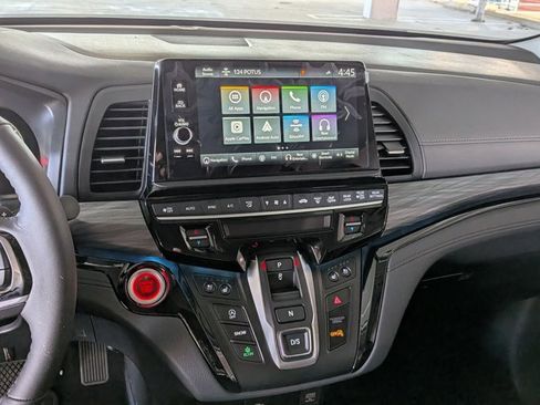 New 2026 Honda Odyssey Elite image 12