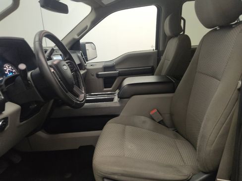 Used 2017 Ford F150 XLT w/ Equipment Group 302A Luxury AWD/4WD image 17