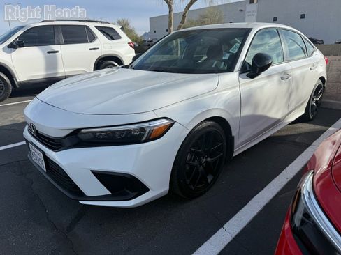 Used 2023 Honda Civic Sport image 2