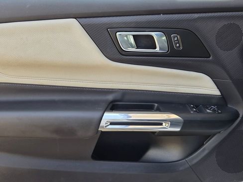 Used 2024 Ford Mustang Premium image 11