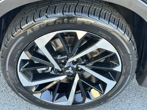 Used 2022 Mitsubishi Outlander SEL image 26