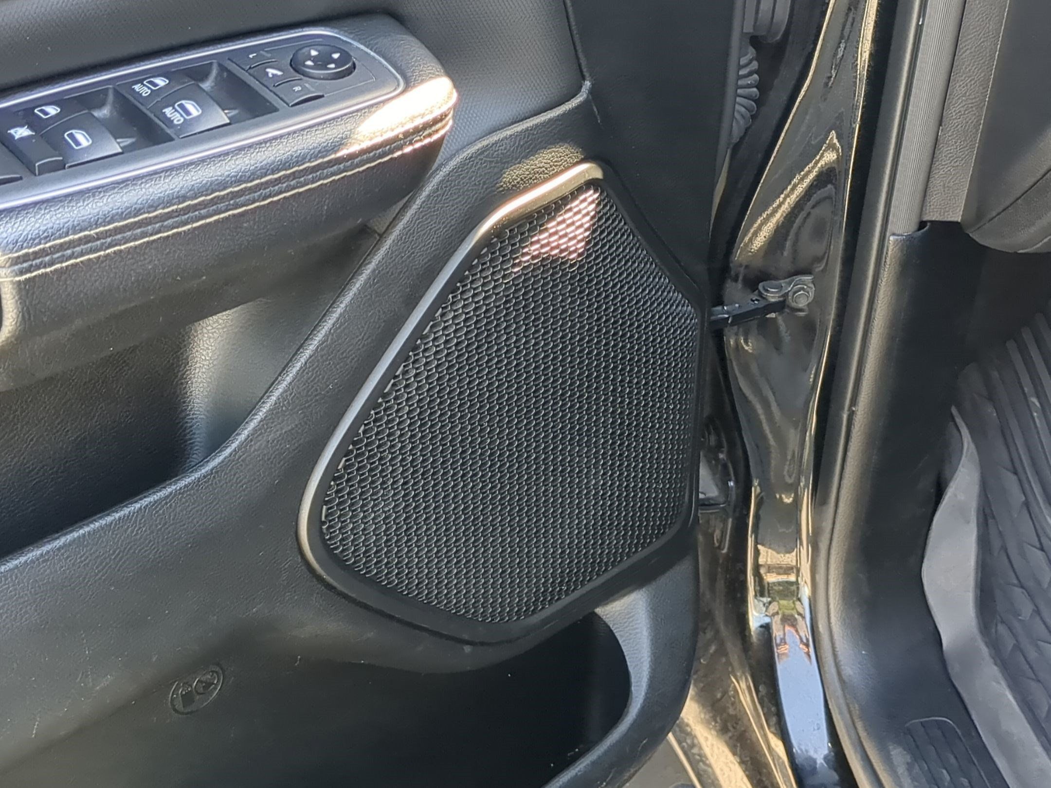 Used 2019 RAM 1500 Sport w/ Level 2 Equipment Group AWD/4WD image 15