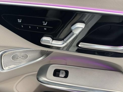 Used 2024 Mercedes-Benz CLE 300 4MATIC Coupe image 15