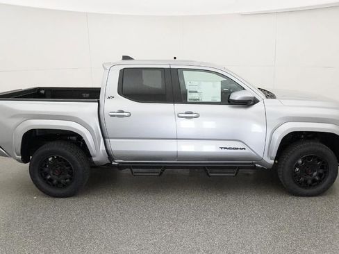 New 2026 Toyota Tacoma SR5 image 11
