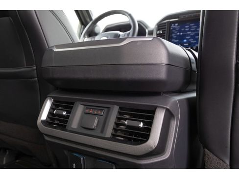 Used 2024 Ford F150 Platinum image 14