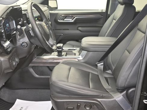 Certified 2023 Chevrolet Silverado 1500 LTZ w/ LTZ Premium Package AWD/4WD image 10