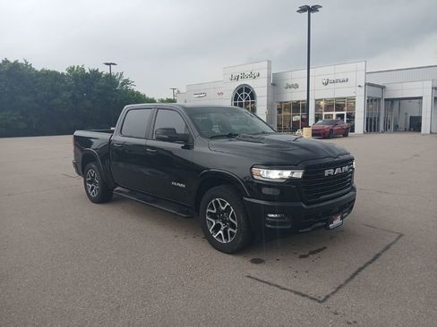 Used 2025 RAM 1500 Laramie w/ Sport Appearance Package AWD/4WD image 2