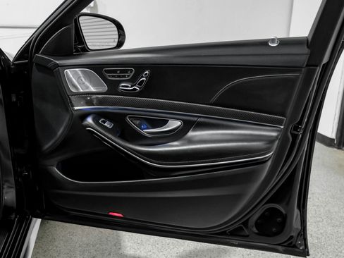 Used 2015 Mercedes-Benz S 63 AMG 4MATIC Sedan image 51