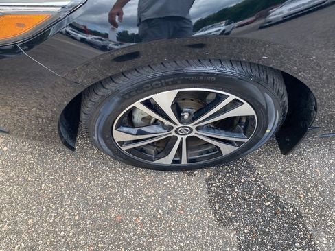 Used 2020 Nissan Sentra SV FWD image 18